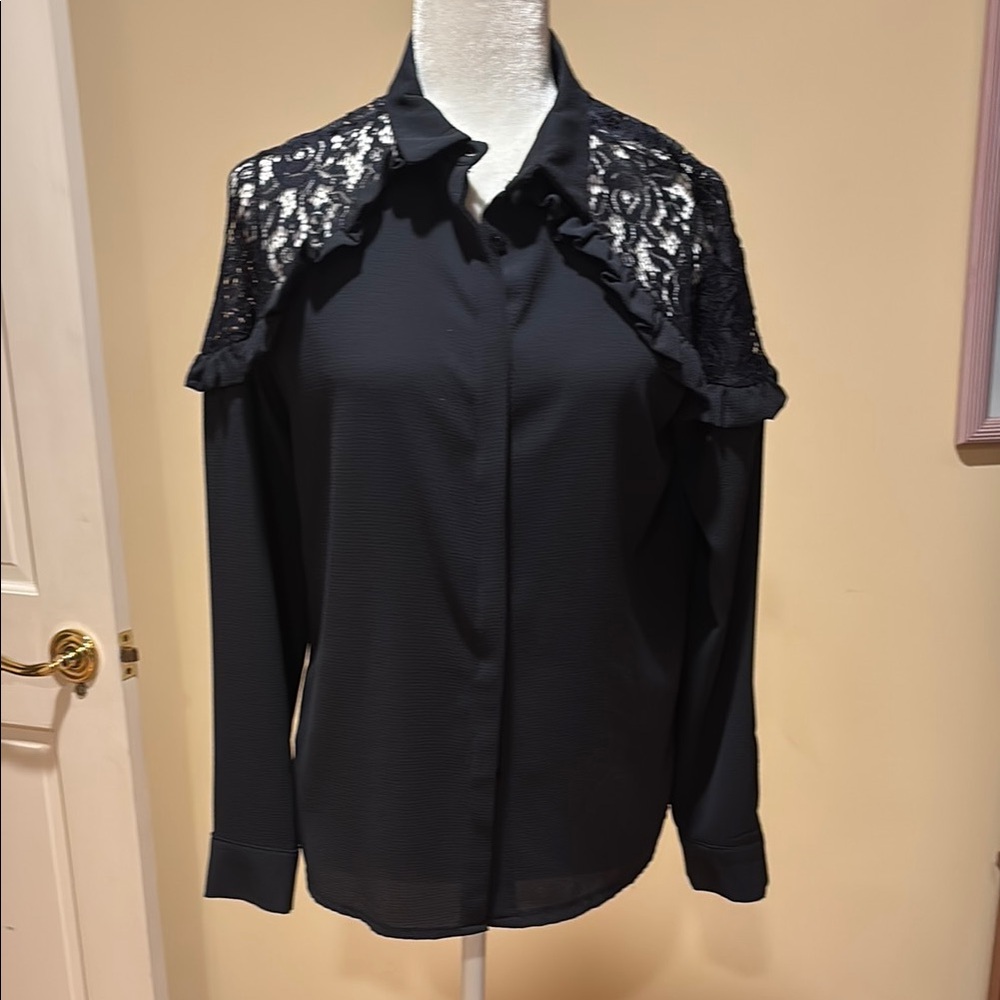 Elegant Black Lace Women's Top